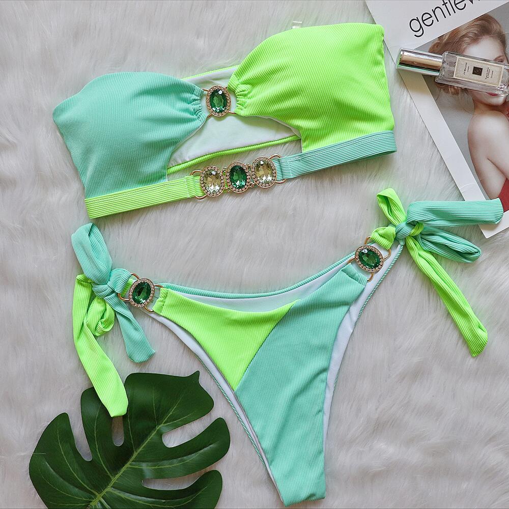Wholesale Sexy crystal diamond bikini detachable breast pad swimsuit splicing tube top straps two-piece swimsuit